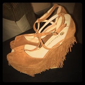 NWOT Chase & Chloe Wedge Heels!